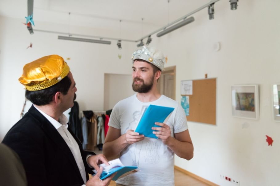 How Should You Manage the Renovation?